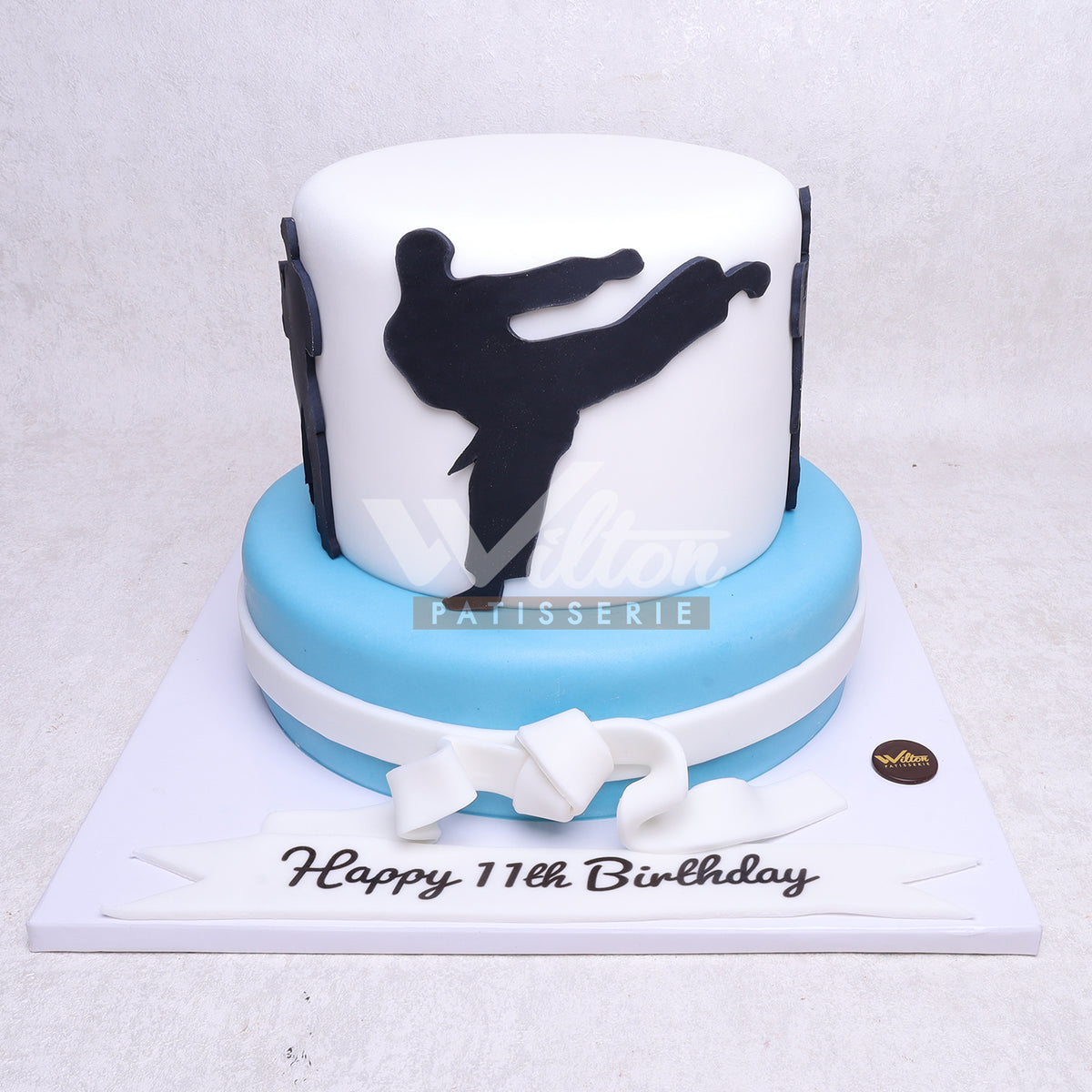 B.40.a KARATE - Birthday Cakes