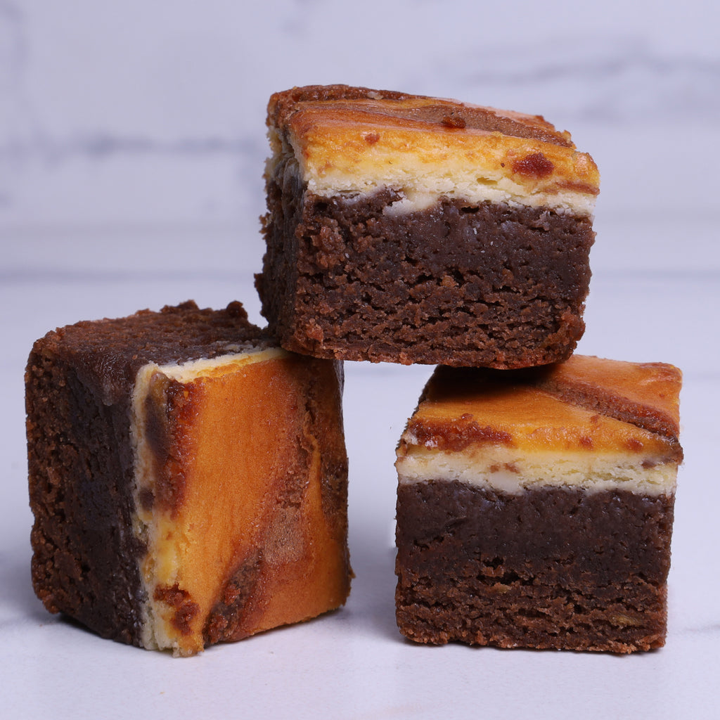 Small Brownie with Cheese