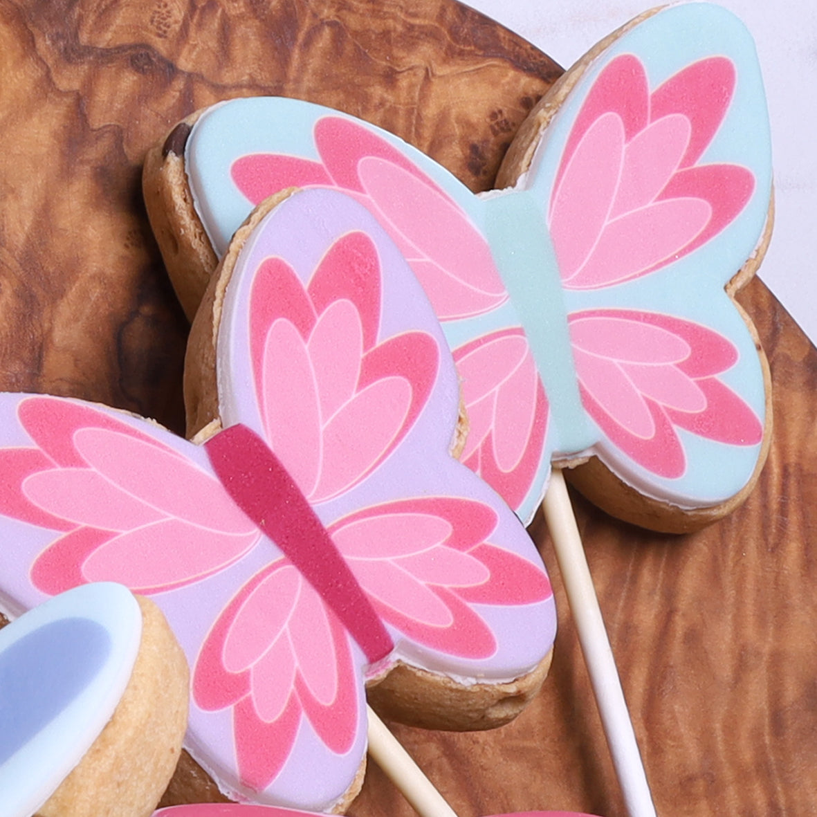 Easter Biscuits (Wrapped & Stick)