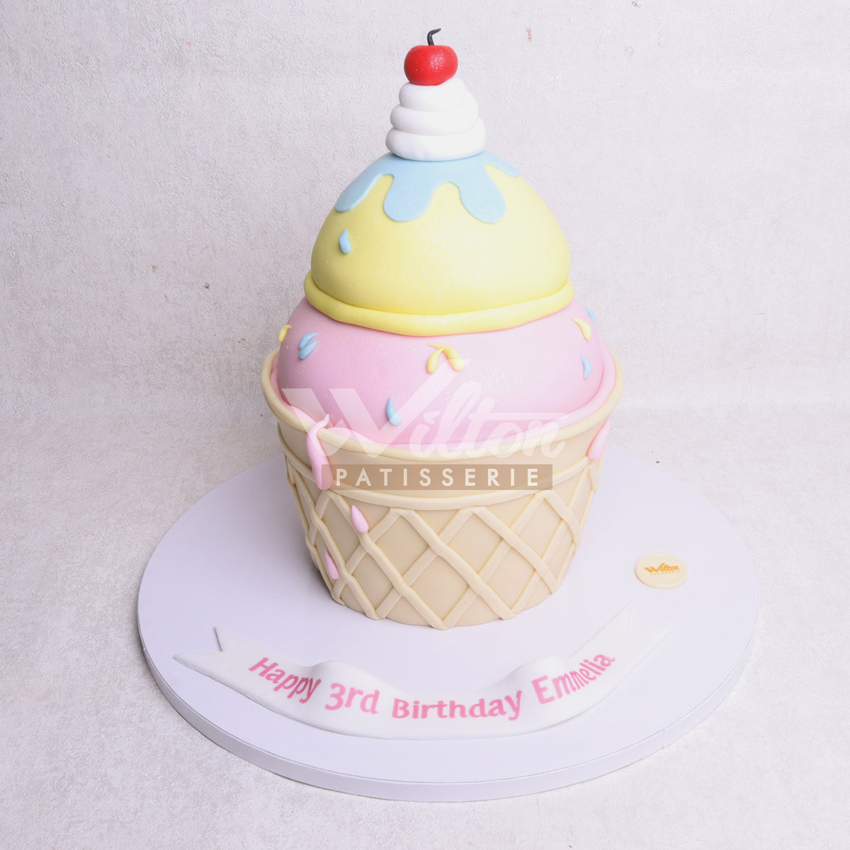 D.75.a ICE-CREAM Children Birthday Cakes