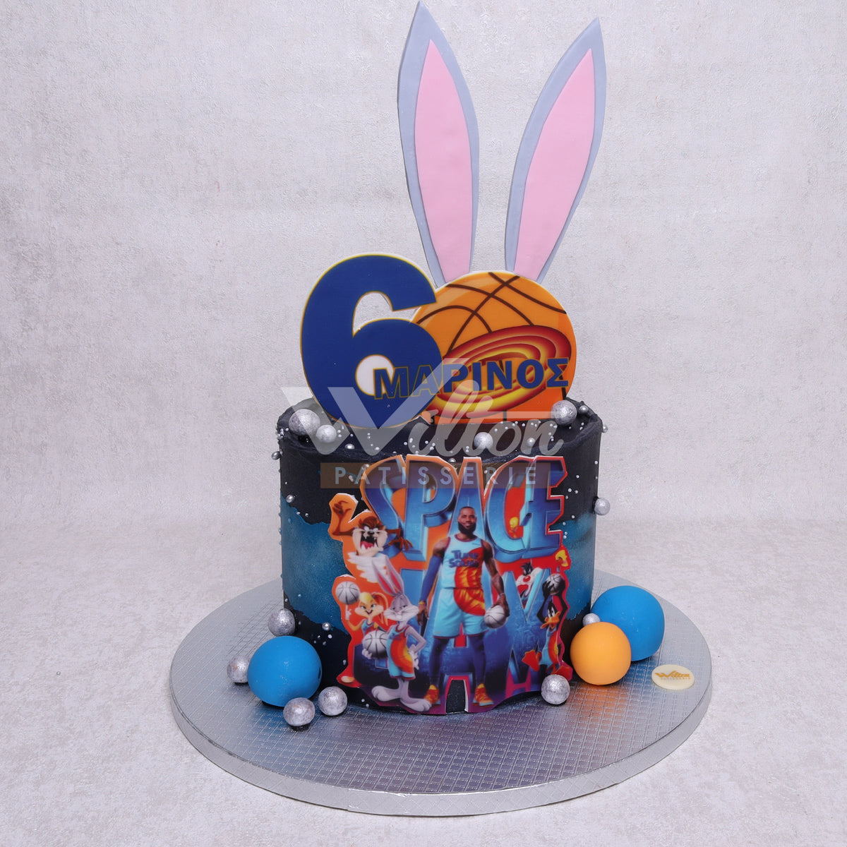 D.77.a LOONEY TUNES - Children Birthday Cakes