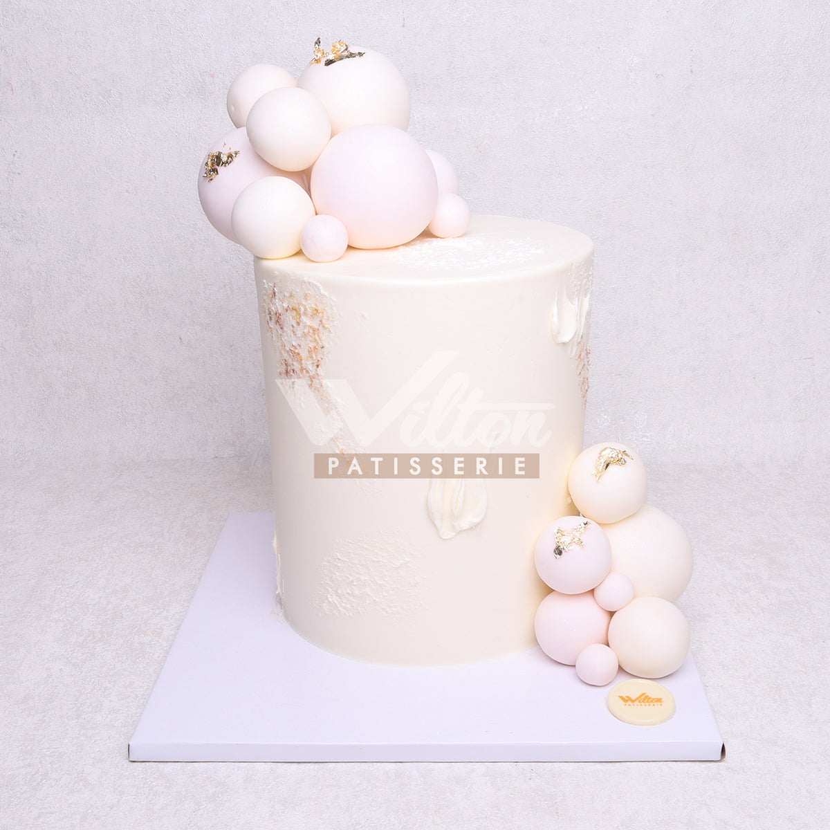 W23.j SIMPLE - Women Birthday Cakes