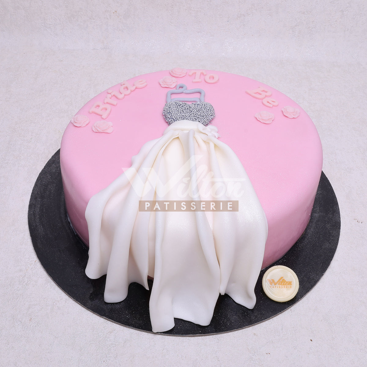 W26.d BRIDE TO BE - Women Birthday Cakes