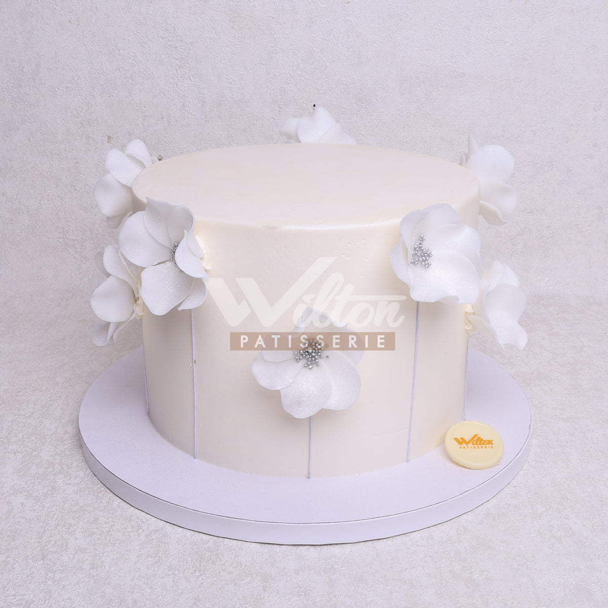 W6.60 FLOWERS - Women Birthday Cakes