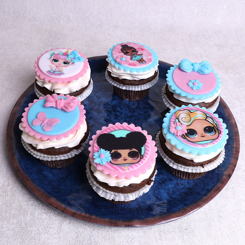 Muffins with Buttercream, Sugarpaste , Printing, 2D decorations